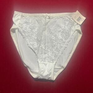 White medium womens pantie
